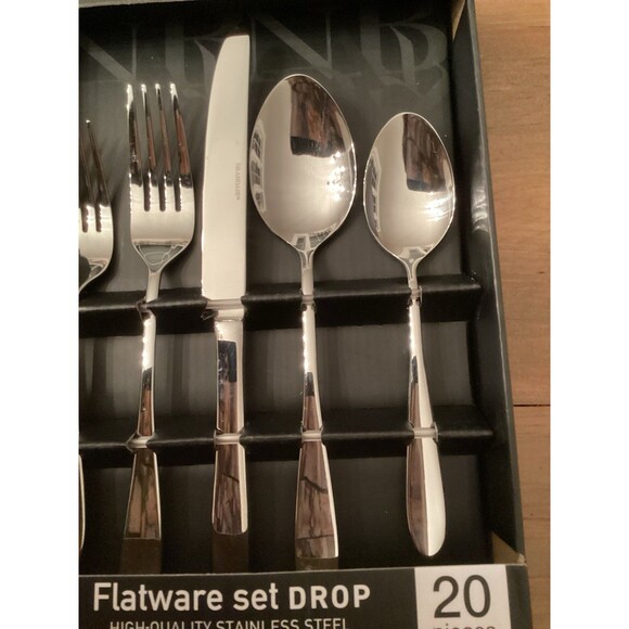 BRANDANI ITALY HIGH QUALITY STAINLESS STEEL 20 PC FLATWARE SET NEW IN BOX "DROP" - Picture 2 of 4
